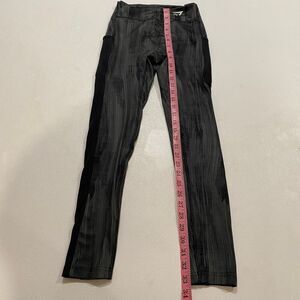 Gymshark Gray Black Patterned High Rise Leggings Size XS